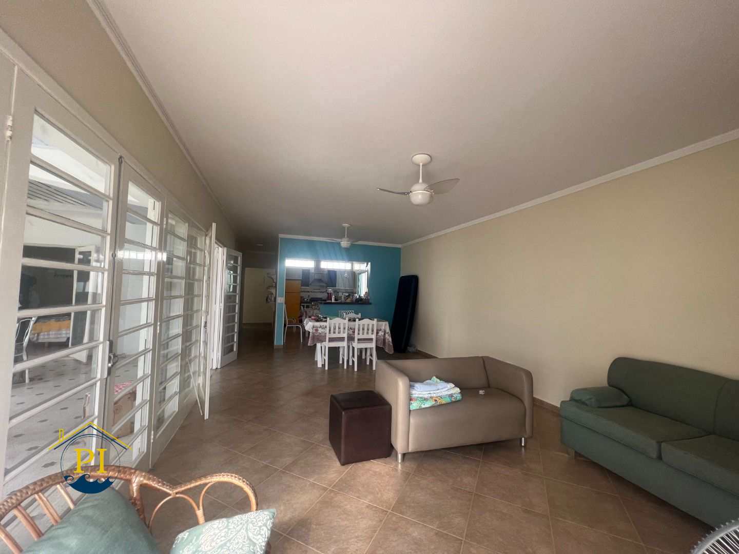 Casa à venda com 4 quartos, 251m² - Foto 9