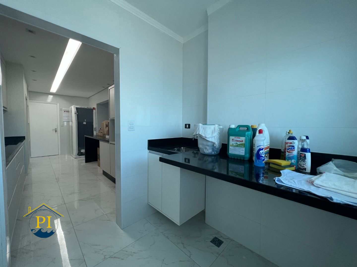 Apartamento à venda com 3 quartos, 141m² - Foto 13