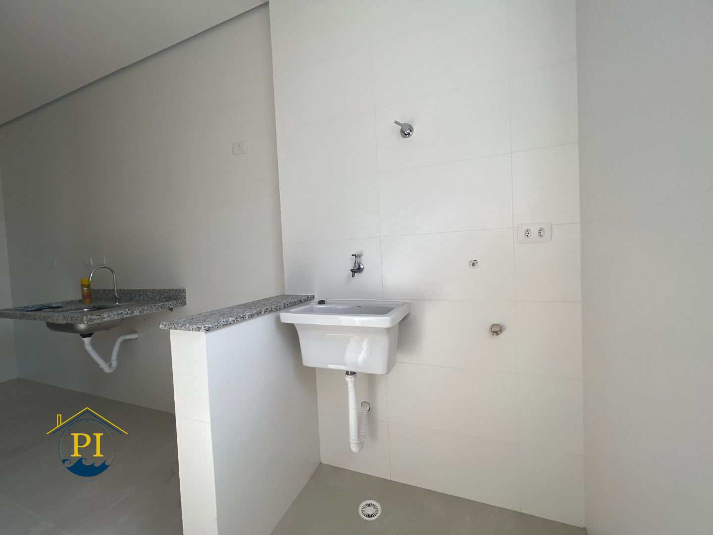 Apartamento à venda com 2 quartos, 69m² - Foto 4