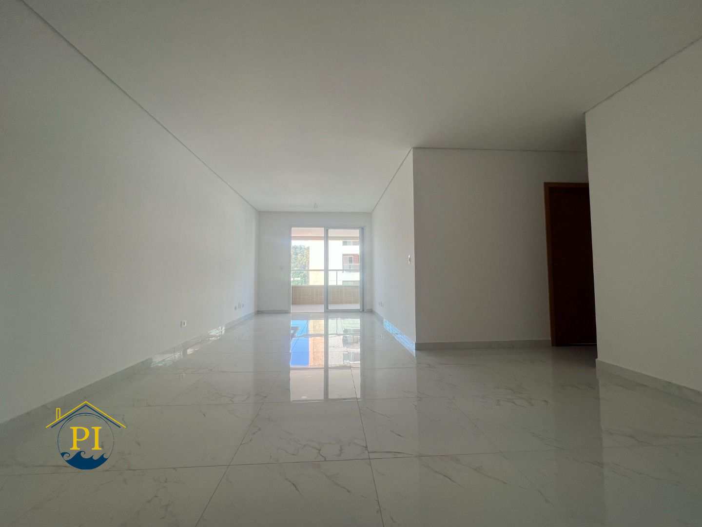 Apartamento à venda com 4 quartos, 153m² - Foto 1