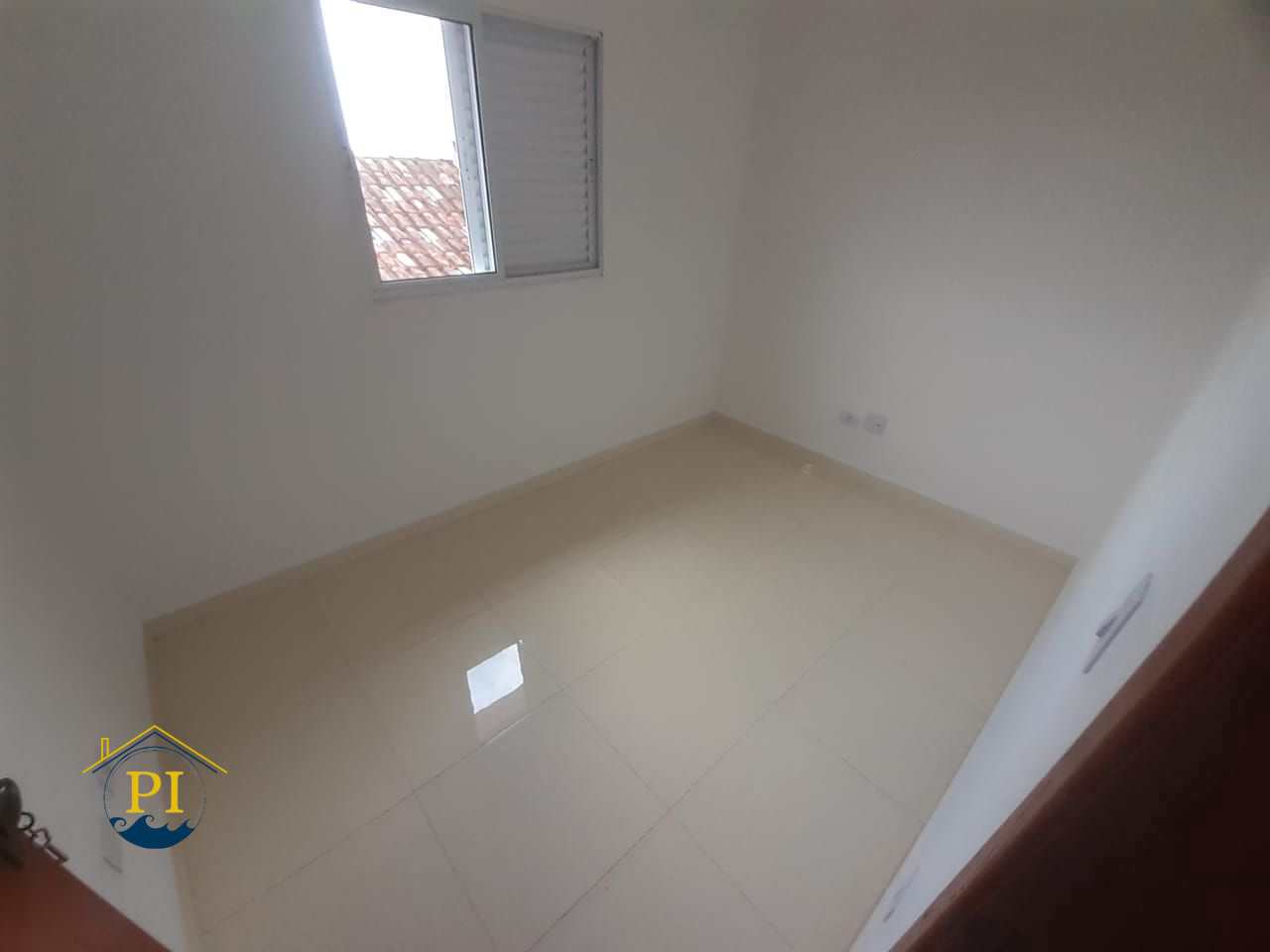 Casa à venda com 2 quartos, 43m² - Foto 4