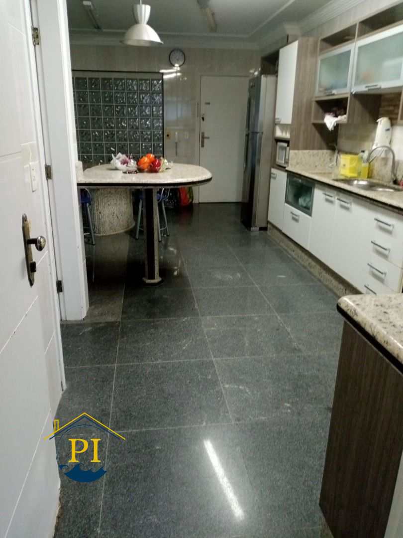 Apartamento para alugar com 3 quartos, 190m² - Foto 14