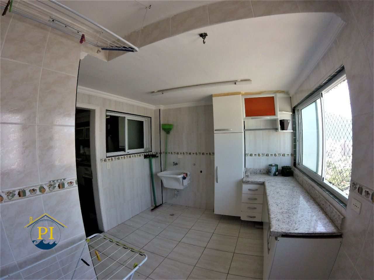 Apartamento para alugar com 3 quartos, 190m² - Foto 12