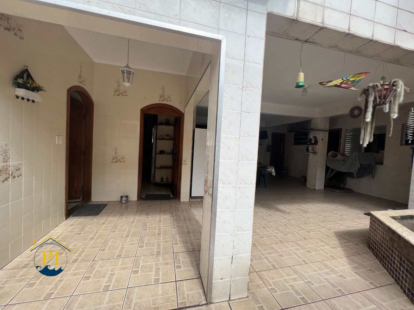 Casa à venda com 6 quartos, 302m² - Foto 19