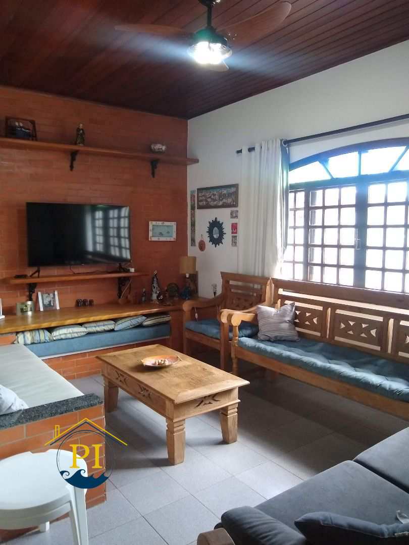 Casa à venda com 2 quartos, 125m² - Foto 11