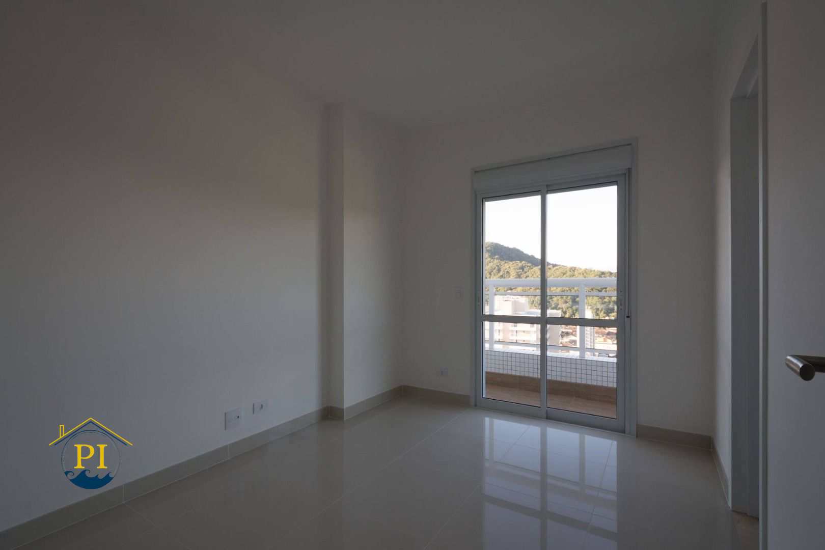 Apartamento à venda com 3 quartos, 162m² - Foto 9