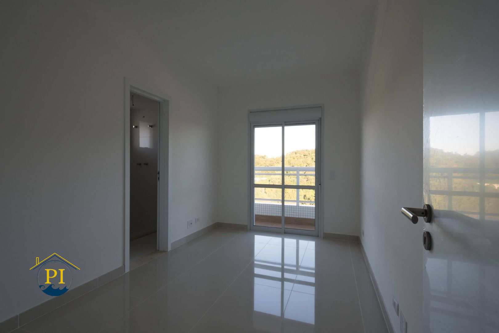 Apartamento à venda com 3 quartos, 162m² - Foto 4