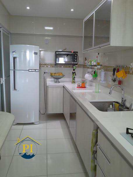 Apartamento à venda com 2 quartos, 80m² - Foto 2