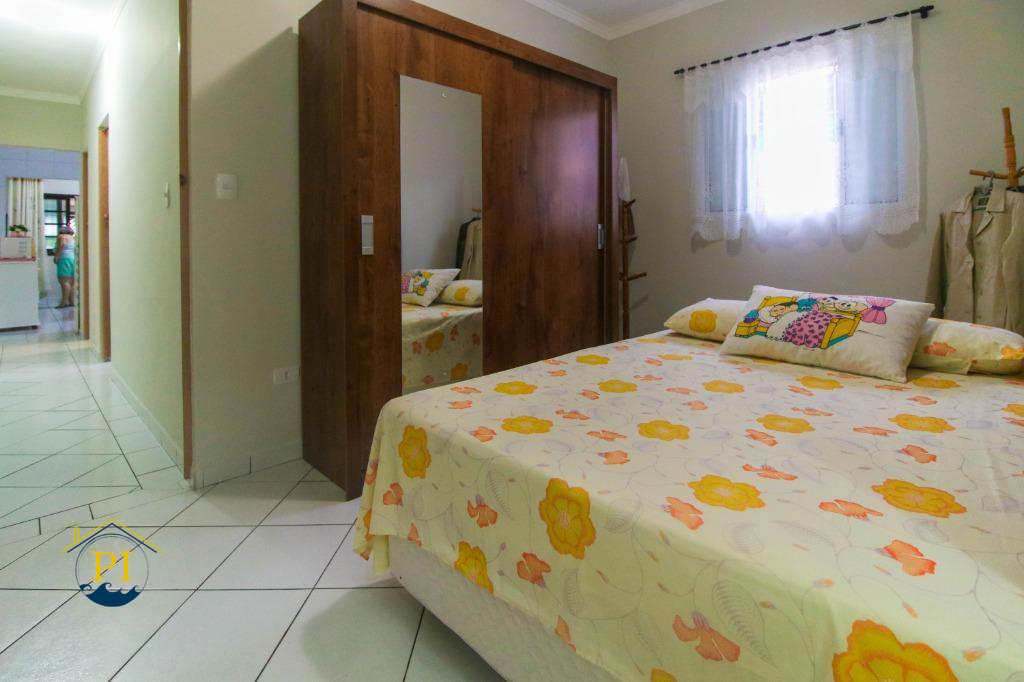 Casa à venda com 2 quartos, 75m² - Foto 11