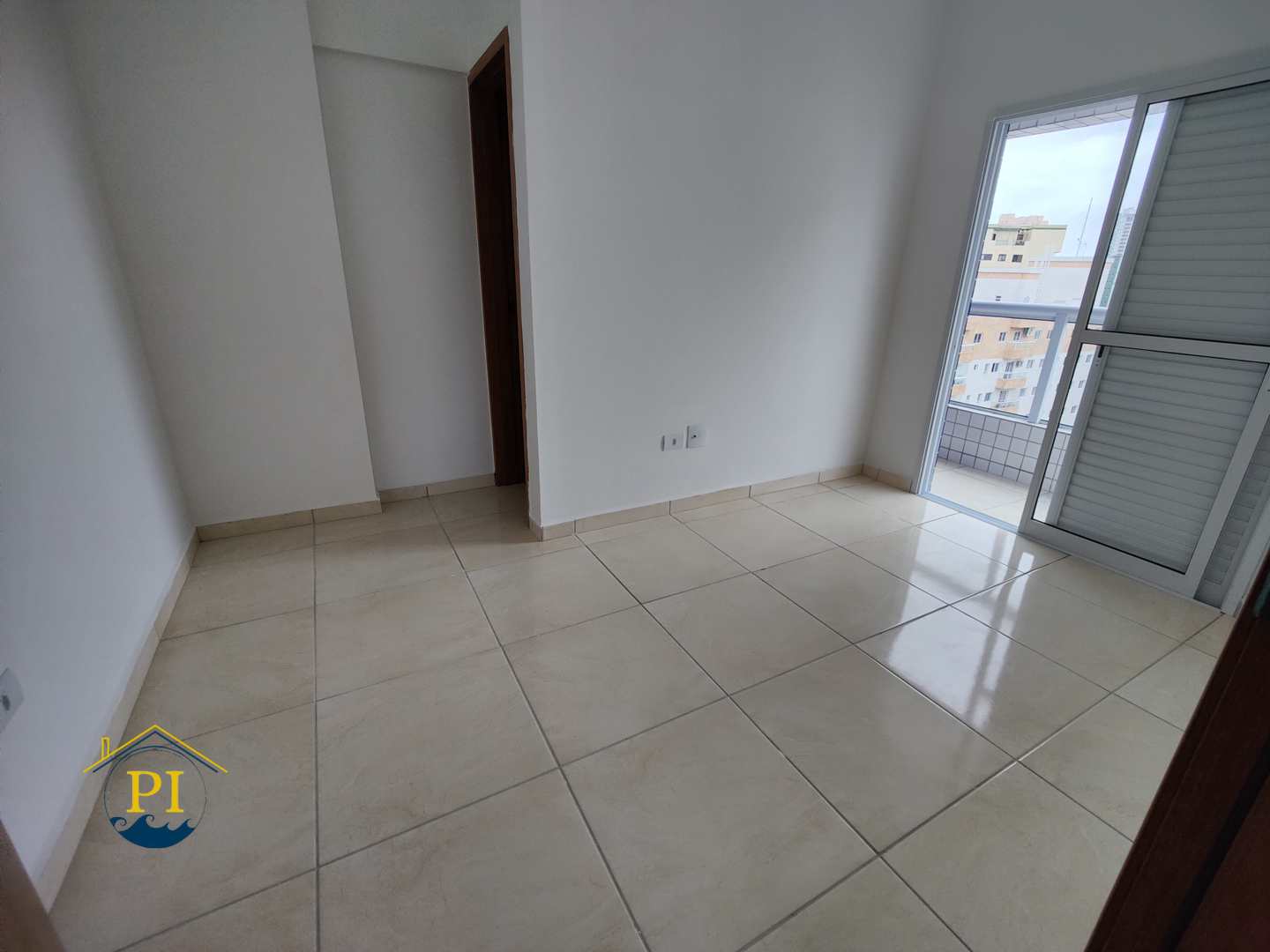 Apartamento à venda com 2 quartos, 80m² - Foto 4