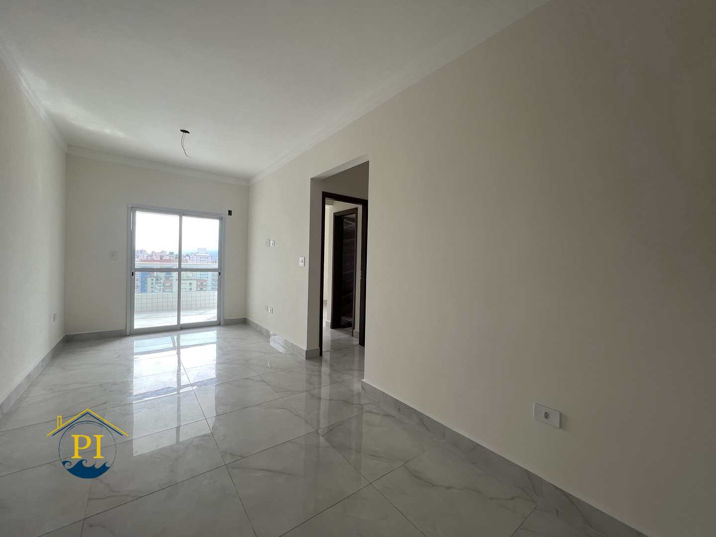 Apartamento à venda com 2 quartos, 69m² - Foto 1