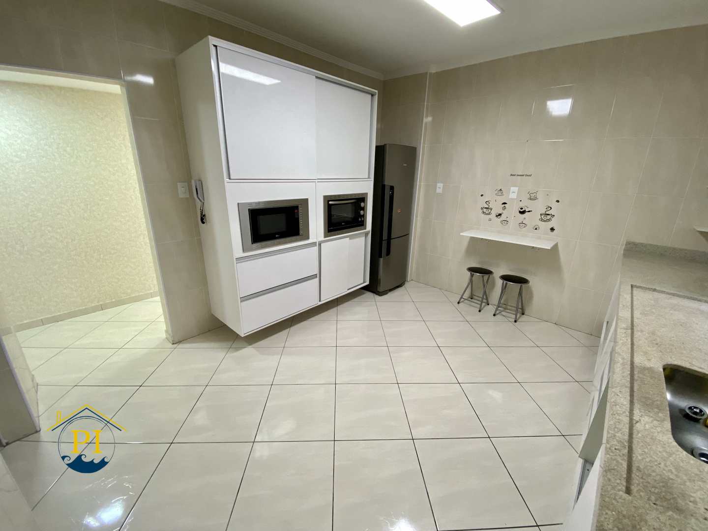 Apartamento à venda com 3 quartos, 118m² - Foto 3