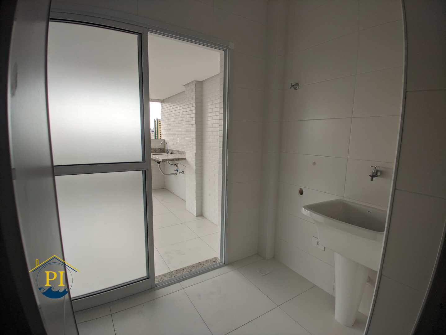 Apartamento à venda com 2 quartos, 107m² - Foto 4