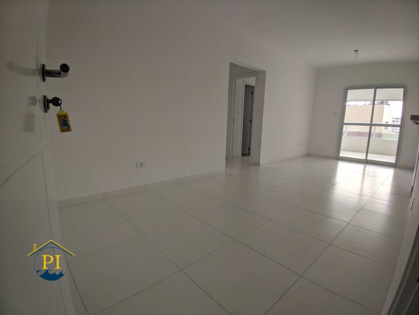 Apartamento à venda com 2 quartos, 107m² - Foto 1