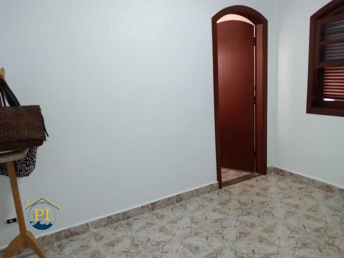 Casa à venda com 4 quartos, 270m² - Foto 11