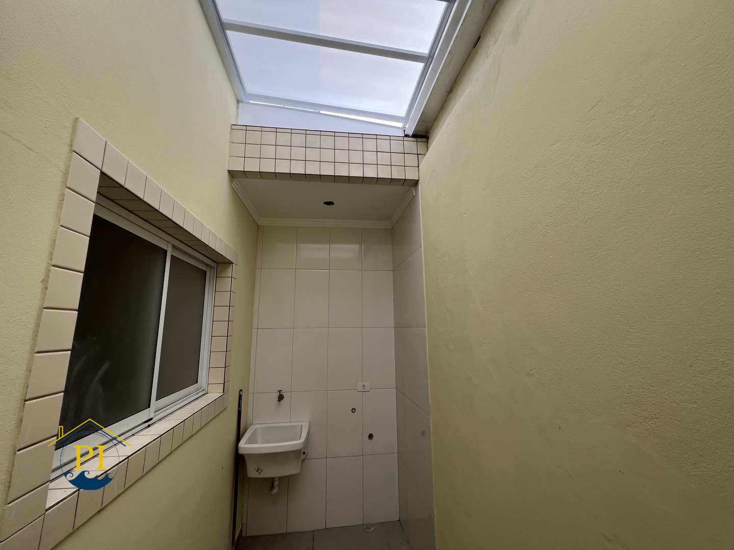 Casa de Condomínio à venda com 2 quartos, 67m² - Foto 9