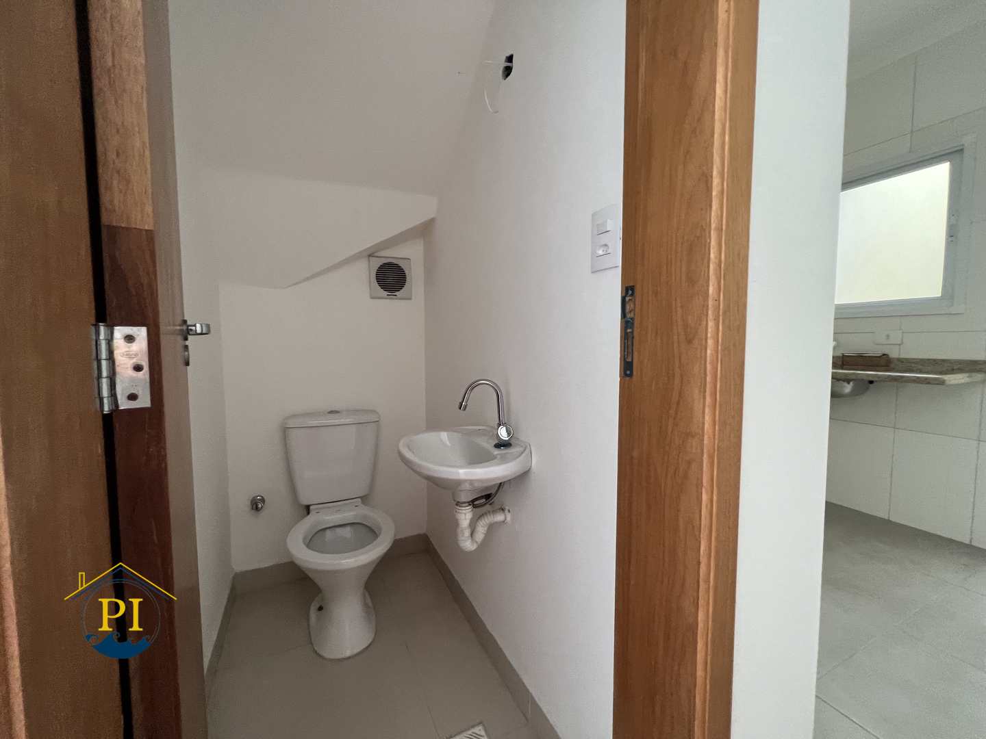 Casa de Condomínio à venda com 2 quartos, 67m² - Foto 3