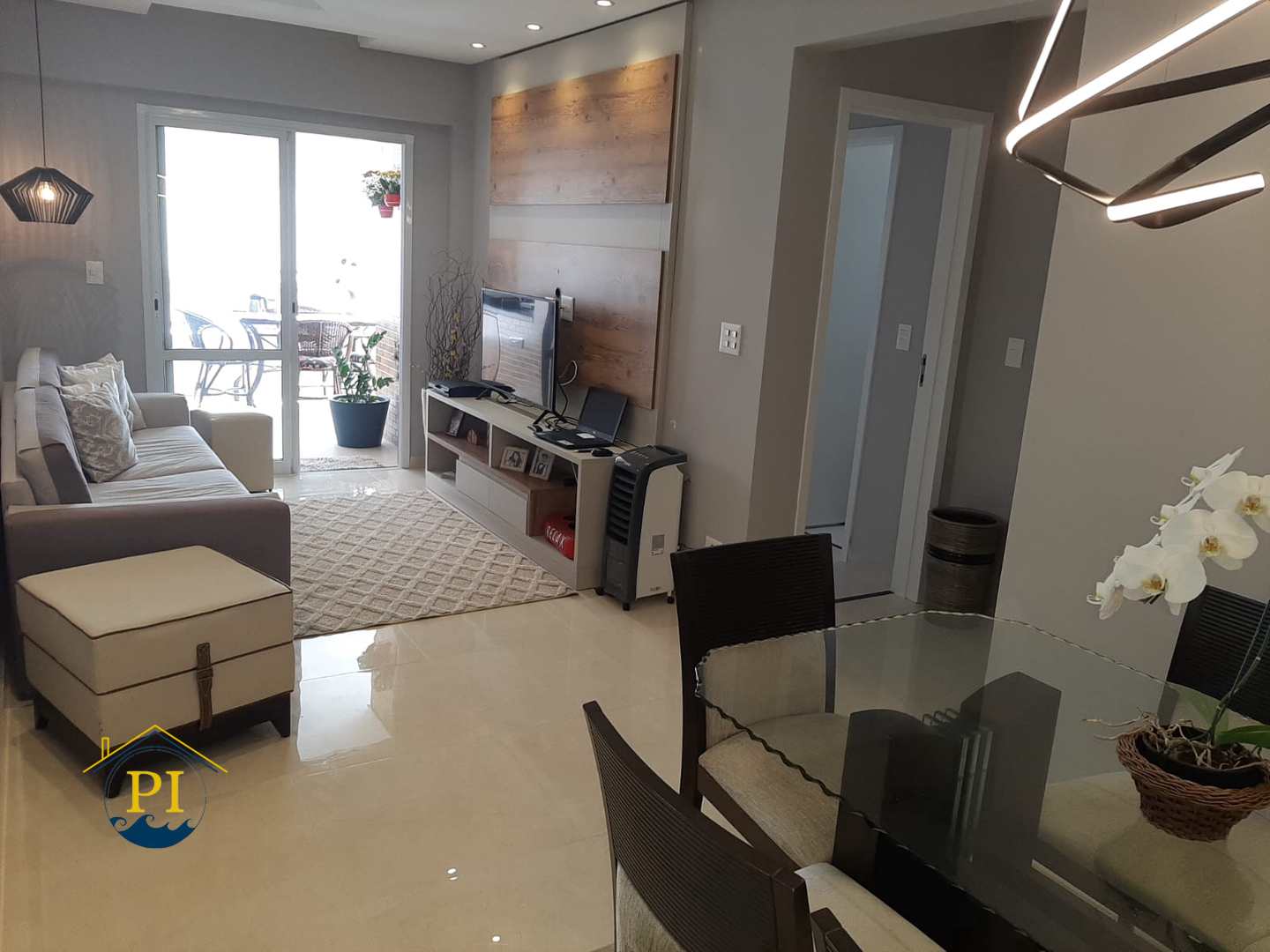 Apartamento à venda com 2 quartos, 92m² - Foto 1