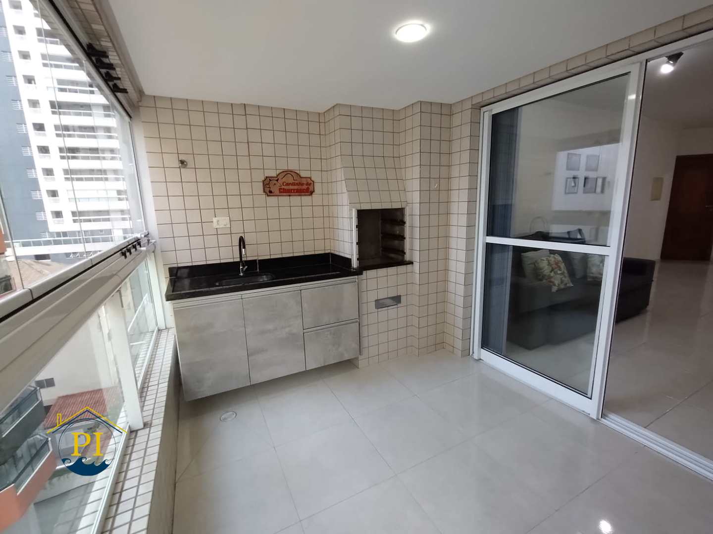 Apartamento à venda com 2 quartos, 97m² - Foto 3