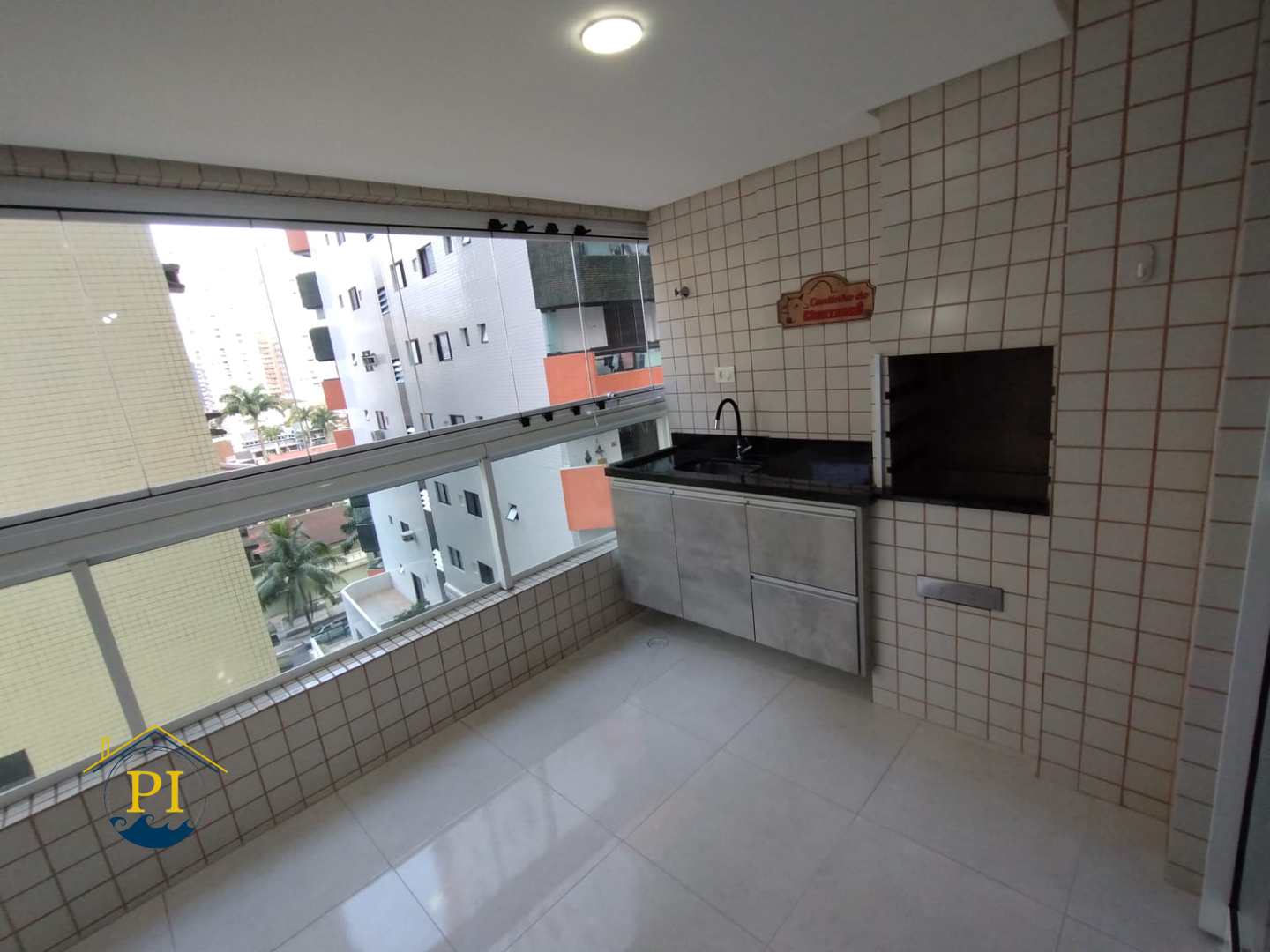 Apartamento à venda com 2 quartos, 97m² - Foto 2