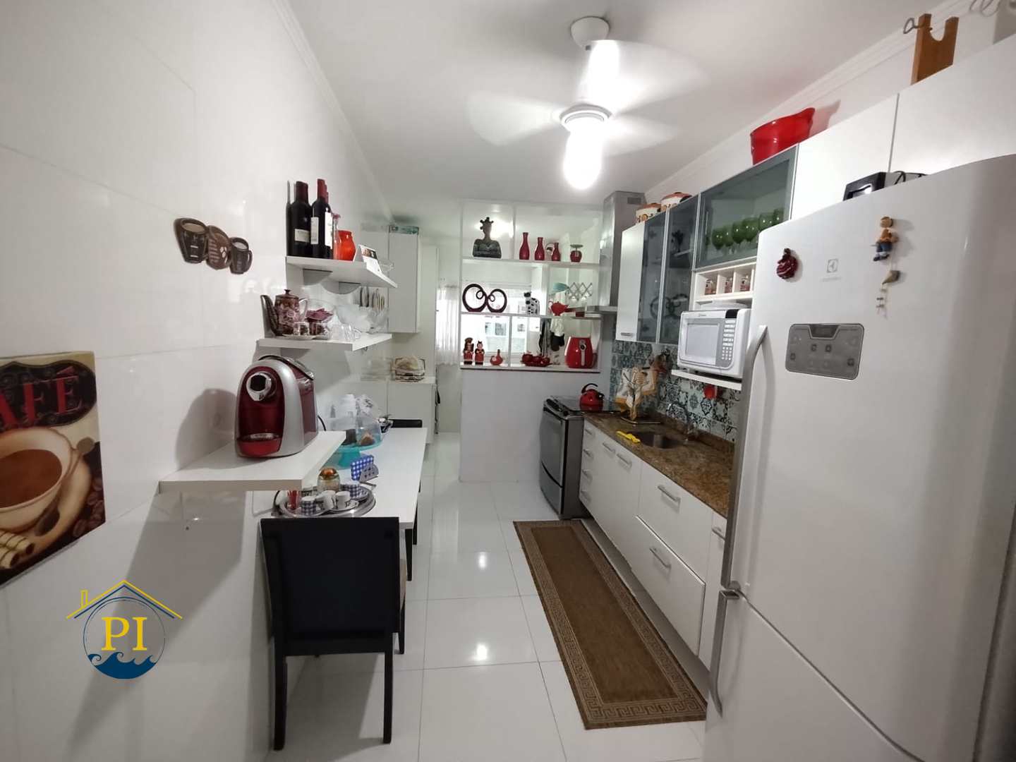 Apartamento à venda com 3 quartos, 124m² - Foto 2