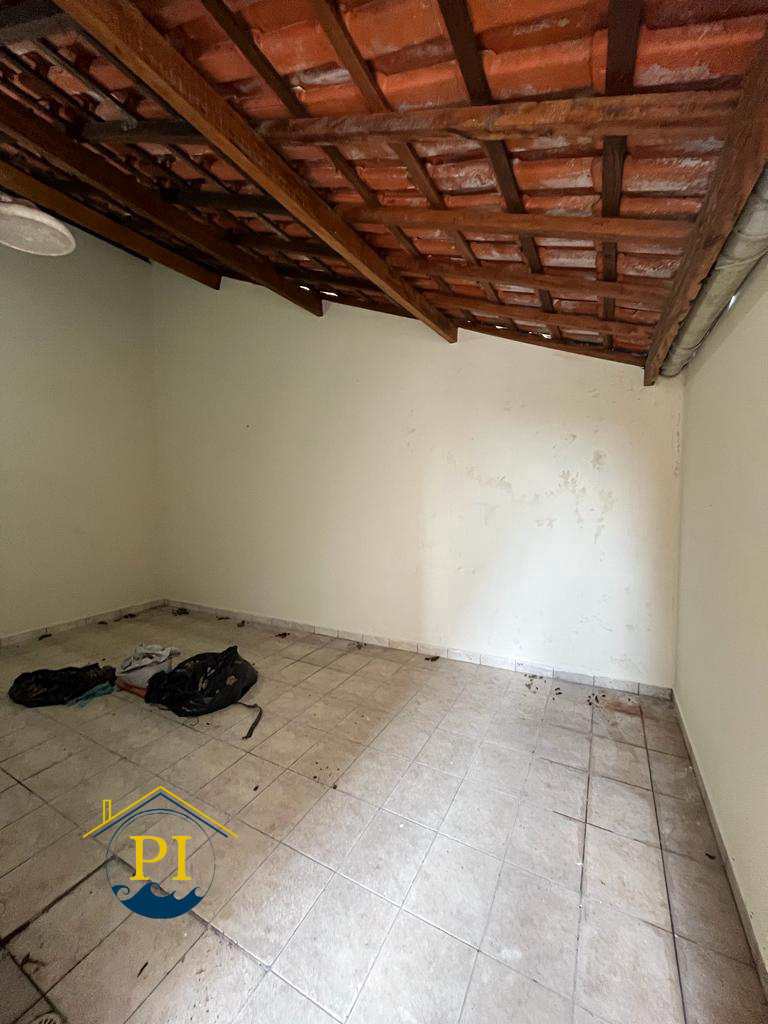 Casa à venda com 2 quartos, 68m² - Foto 12