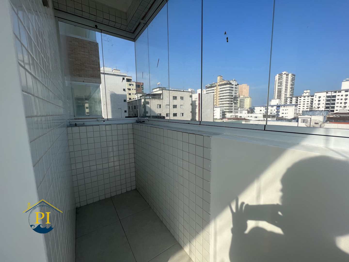 Apartamento à venda com 2 quartos, 94m² - Foto 2