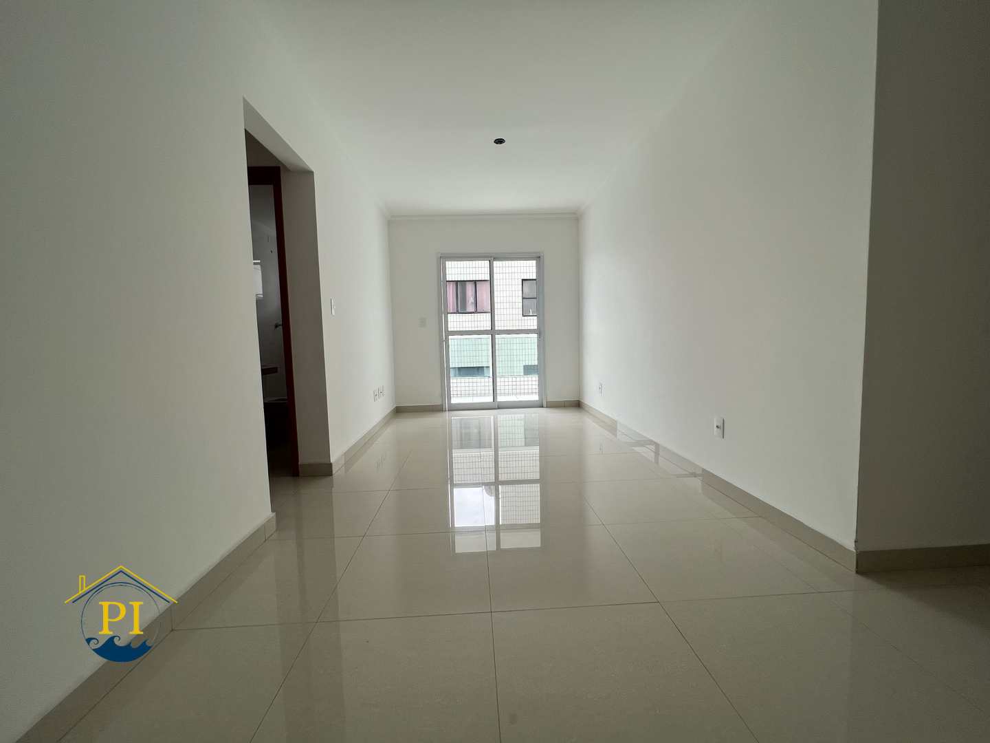 Apartamento à venda com 2 quartos, 82m² - Foto 1