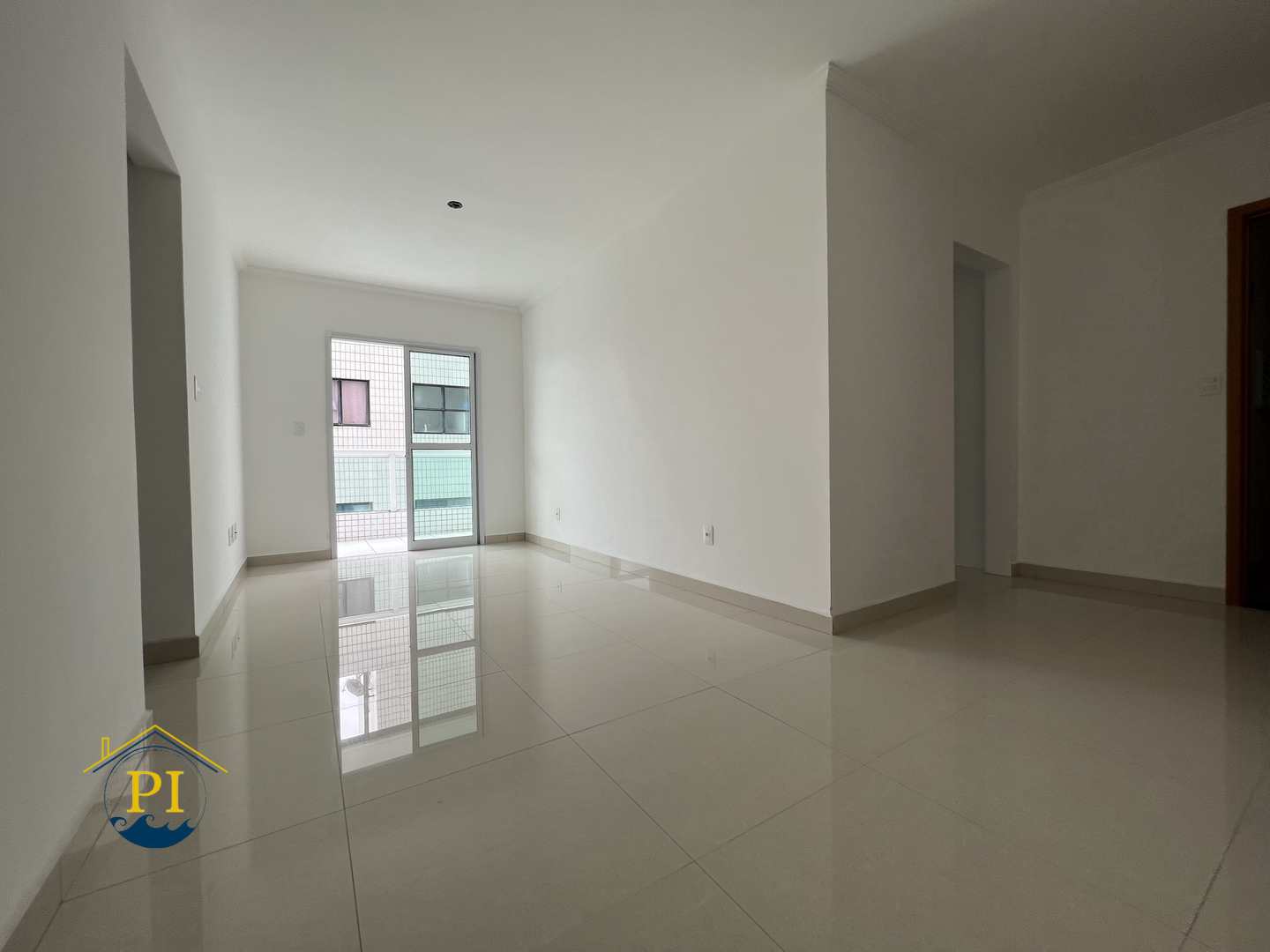 Apartamento à venda com 2 quartos, 82m² - Foto 2