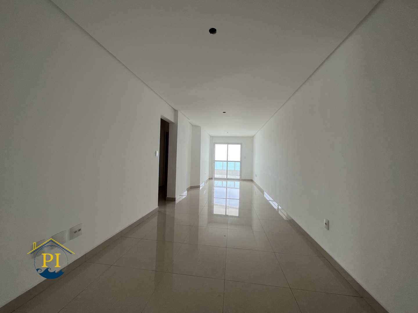 Apartamento à venda com 3 quartos, 127m² - Foto 1