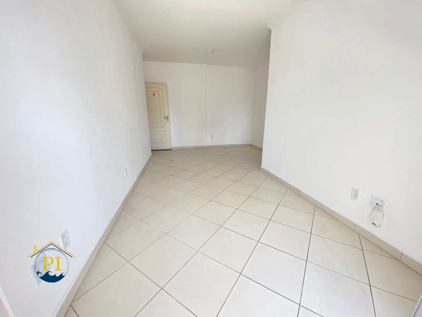 Apartamento à venda com 2 quartos, 73m² - Foto 2