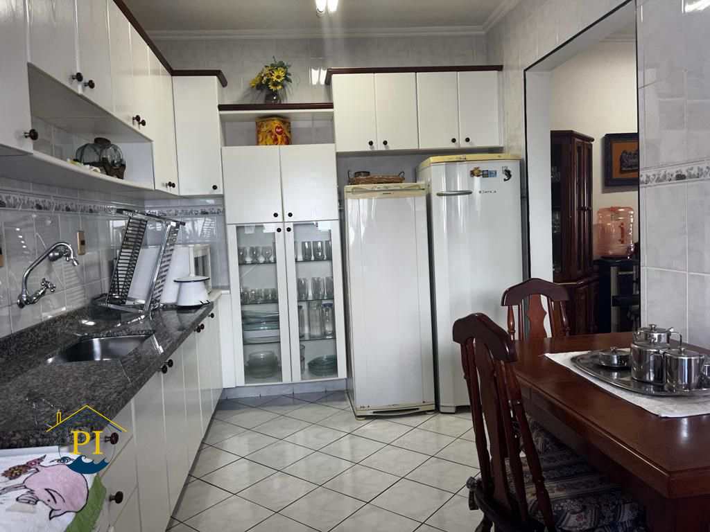 Apartamento à venda com 3 quartos, 122m² - Foto 11