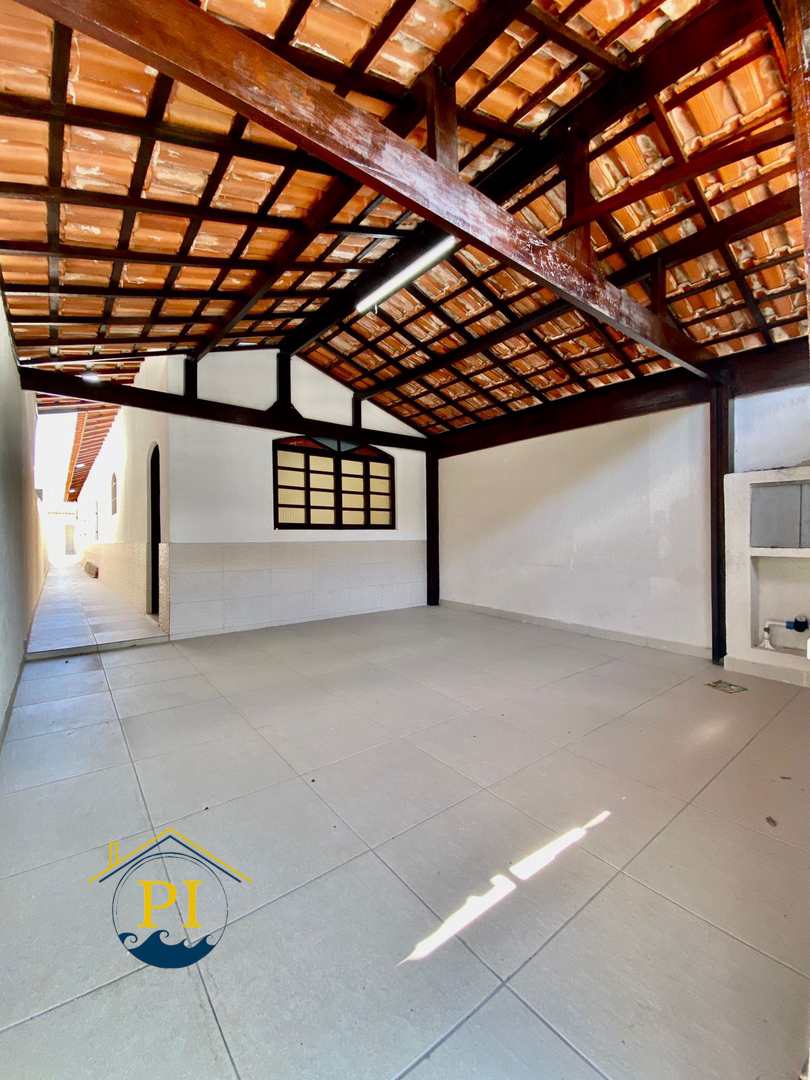 Casa à venda com 3 quartos, 103m² - Foto 1