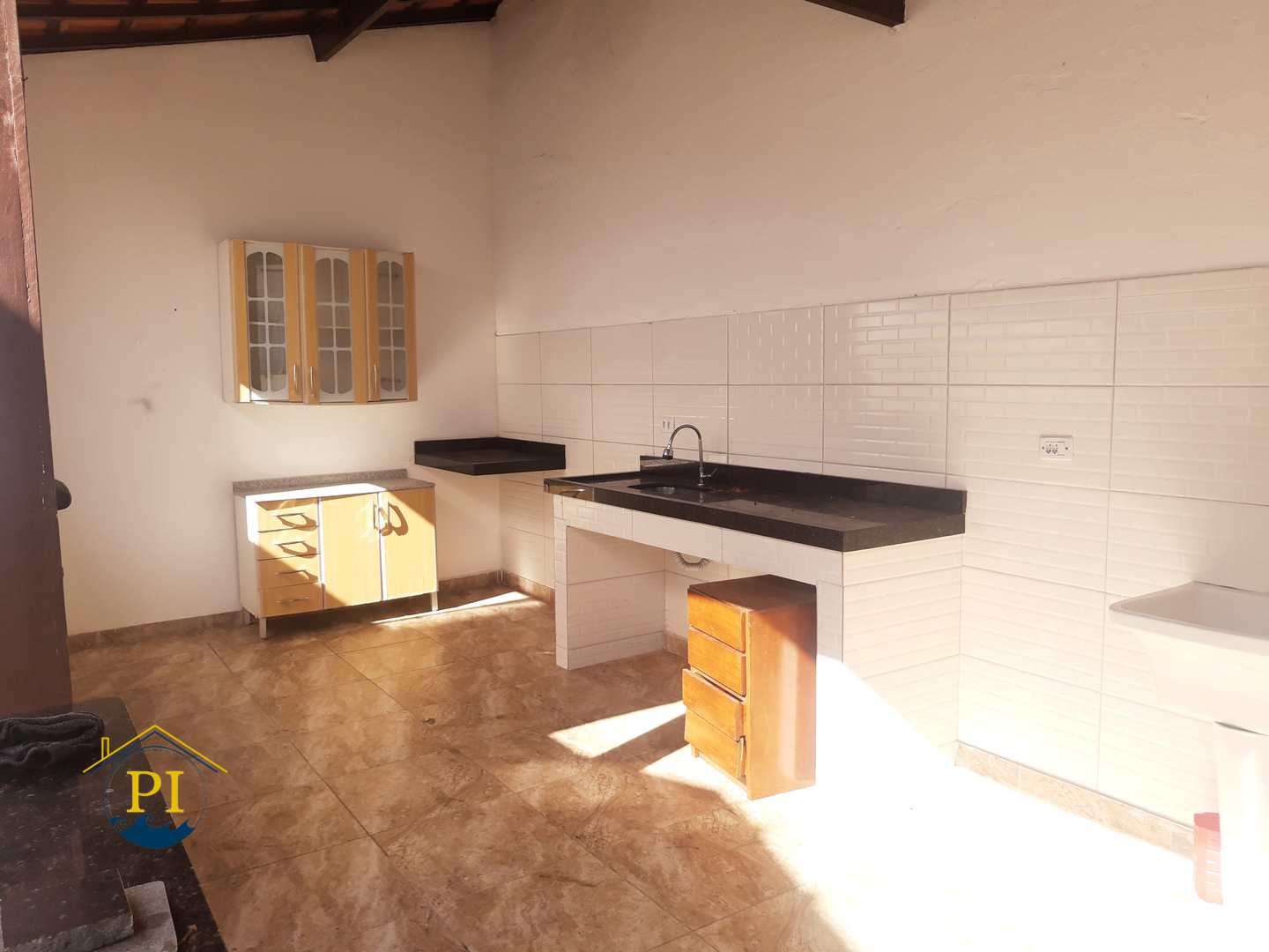 Casa à venda com 2 quartos, 90m² - Foto 25