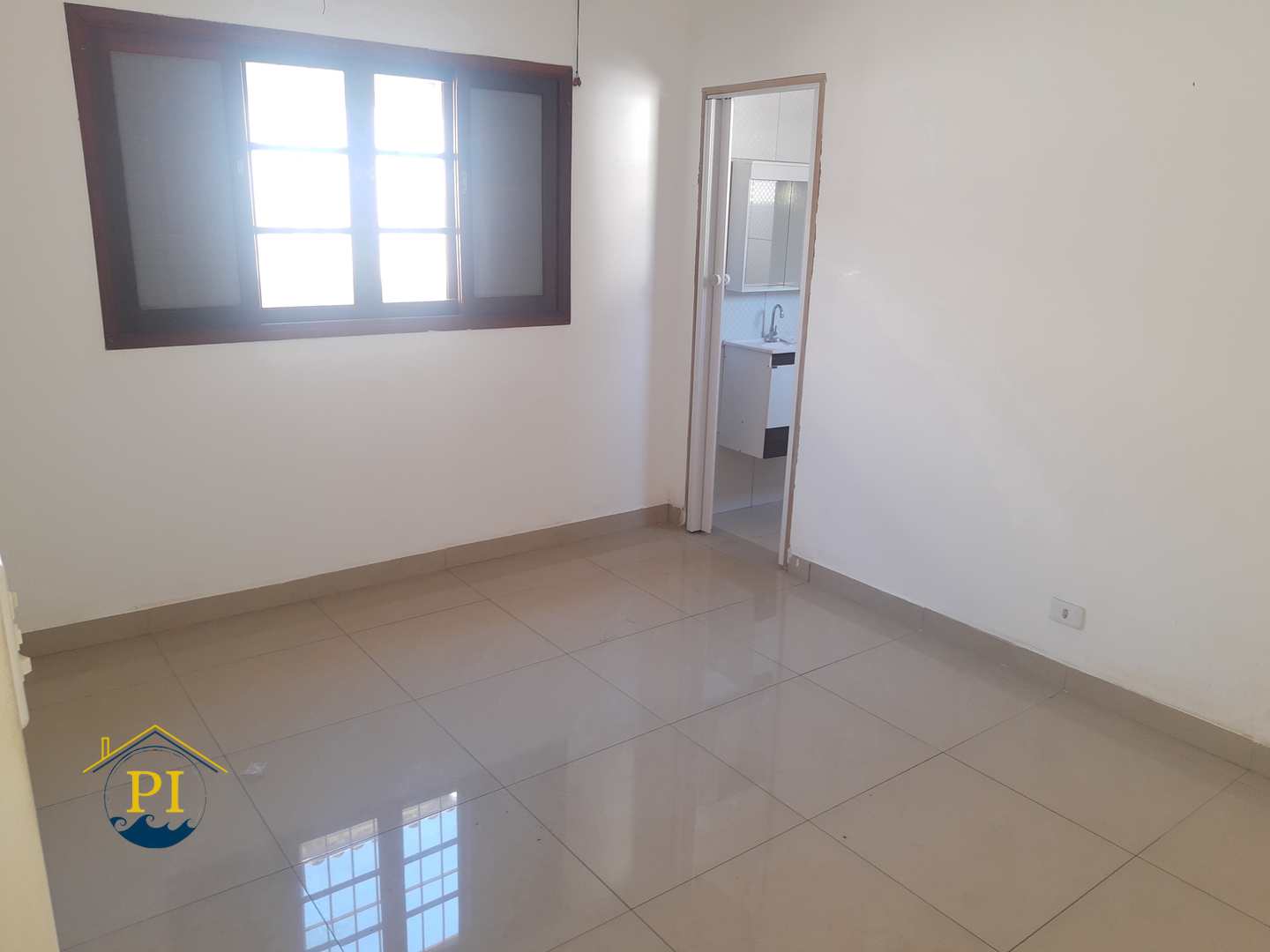 Casa à venda com 2 quartos, 90m² - Foto 13