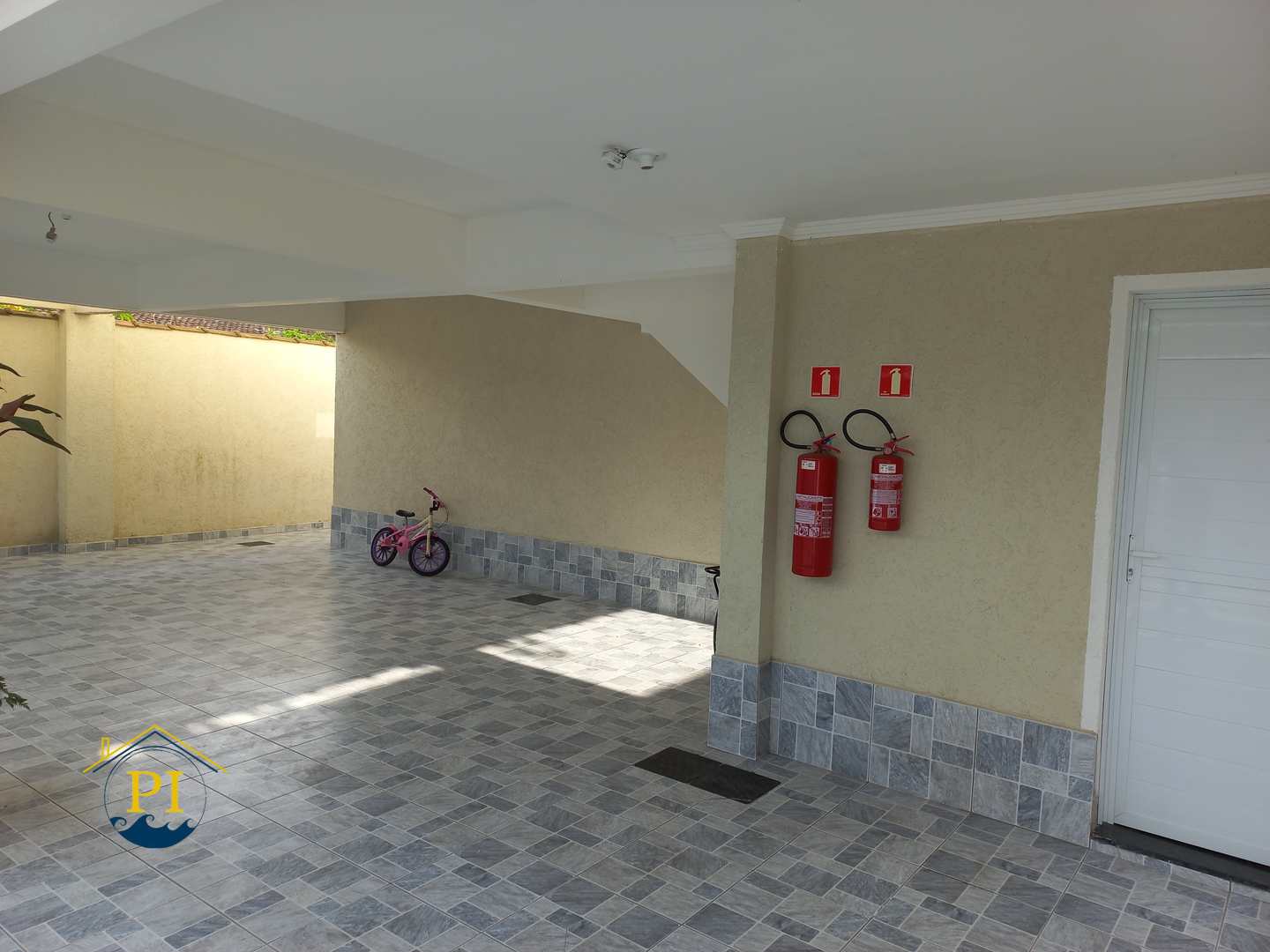 Casa de Condomínio à venda com 2 quartos, 56m² - Foto 25