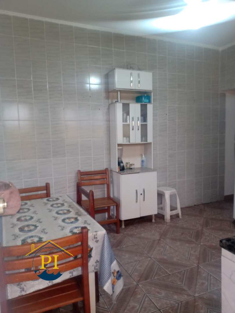 Casa à venda com 2 quartos, 1m² - Foto 9