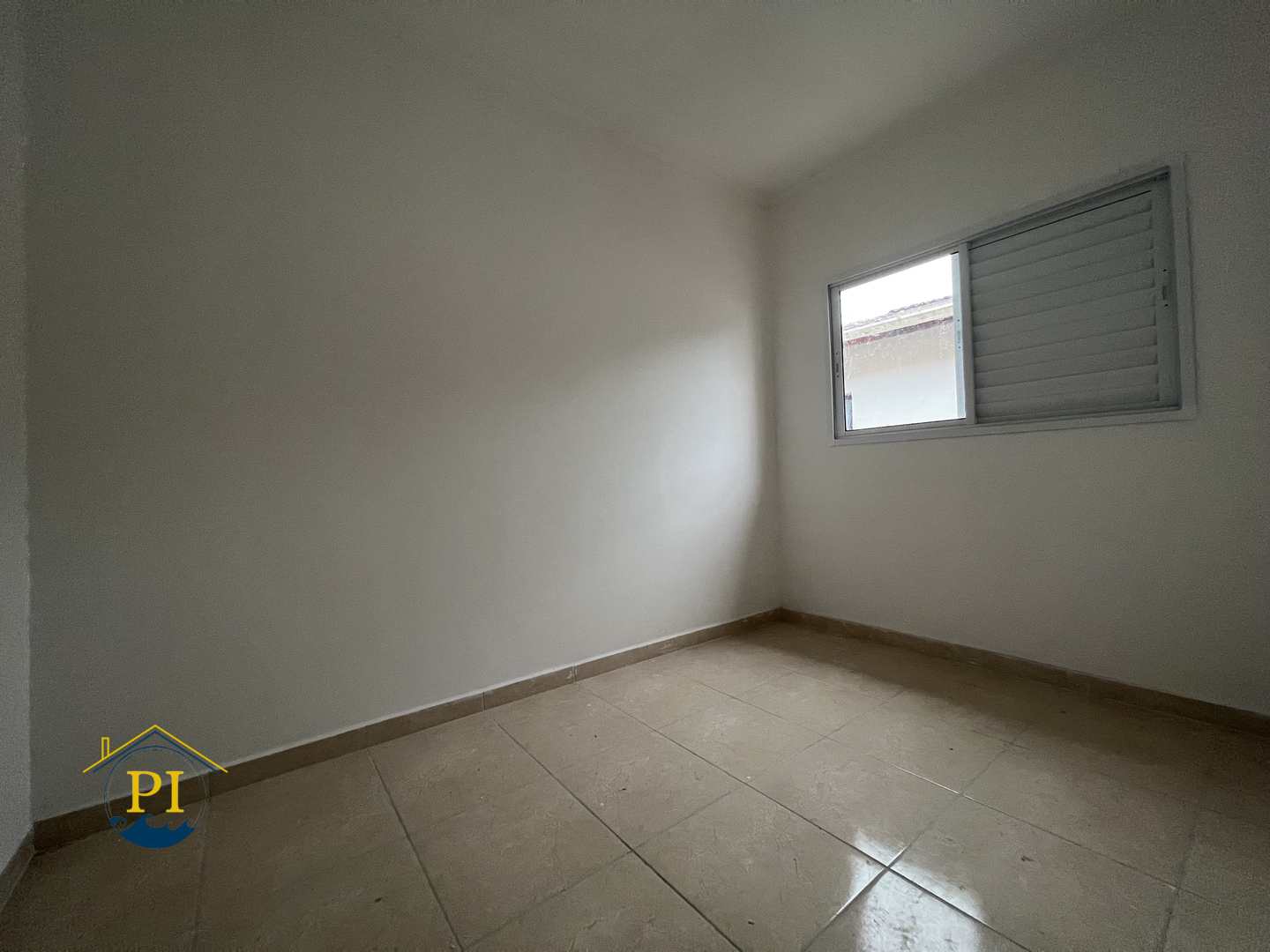 Casa à venda com 2 quartos, 68m² - Foto 12