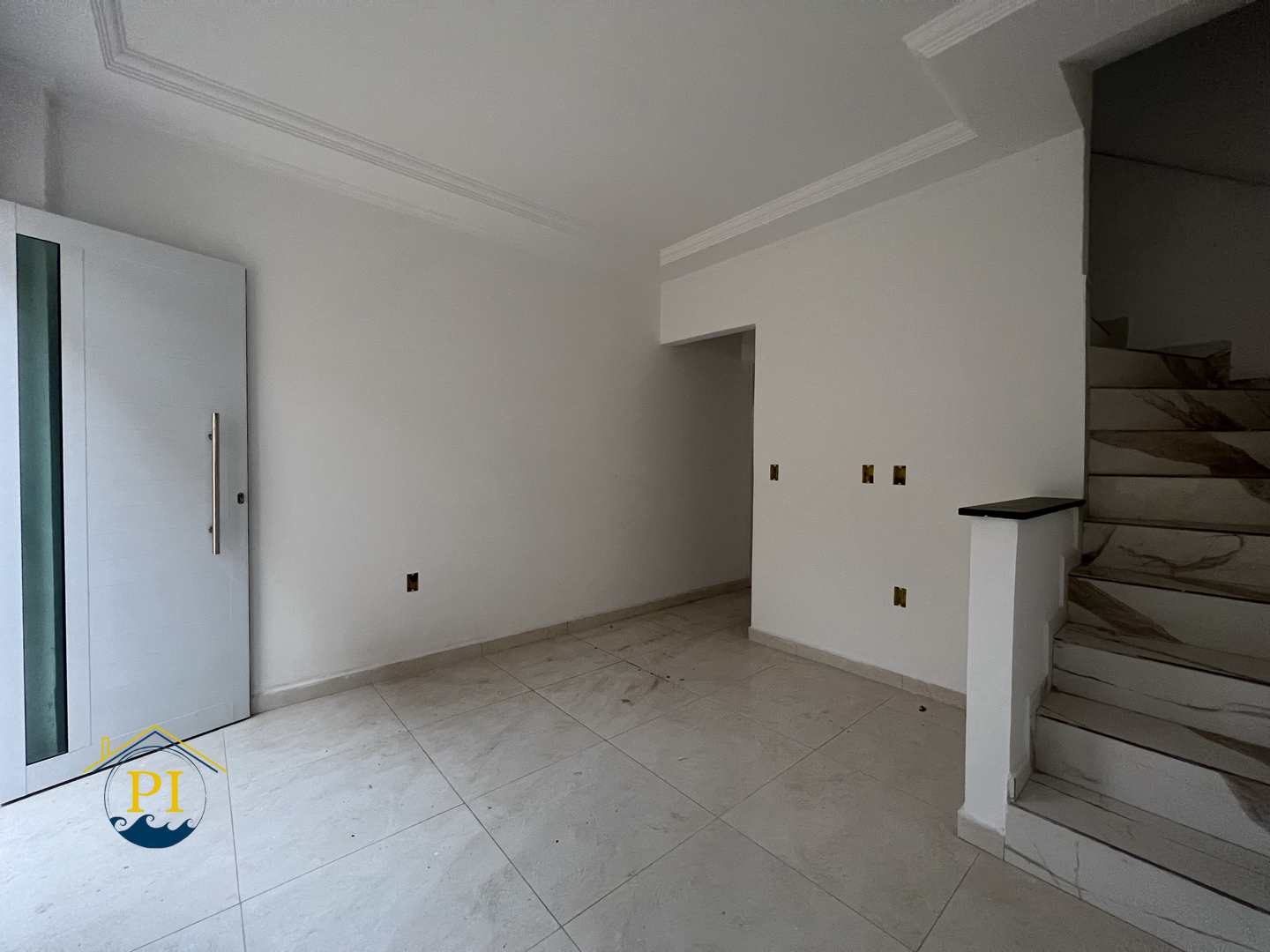 Casa à venda com 2 quartos, 68m² - Foto 3