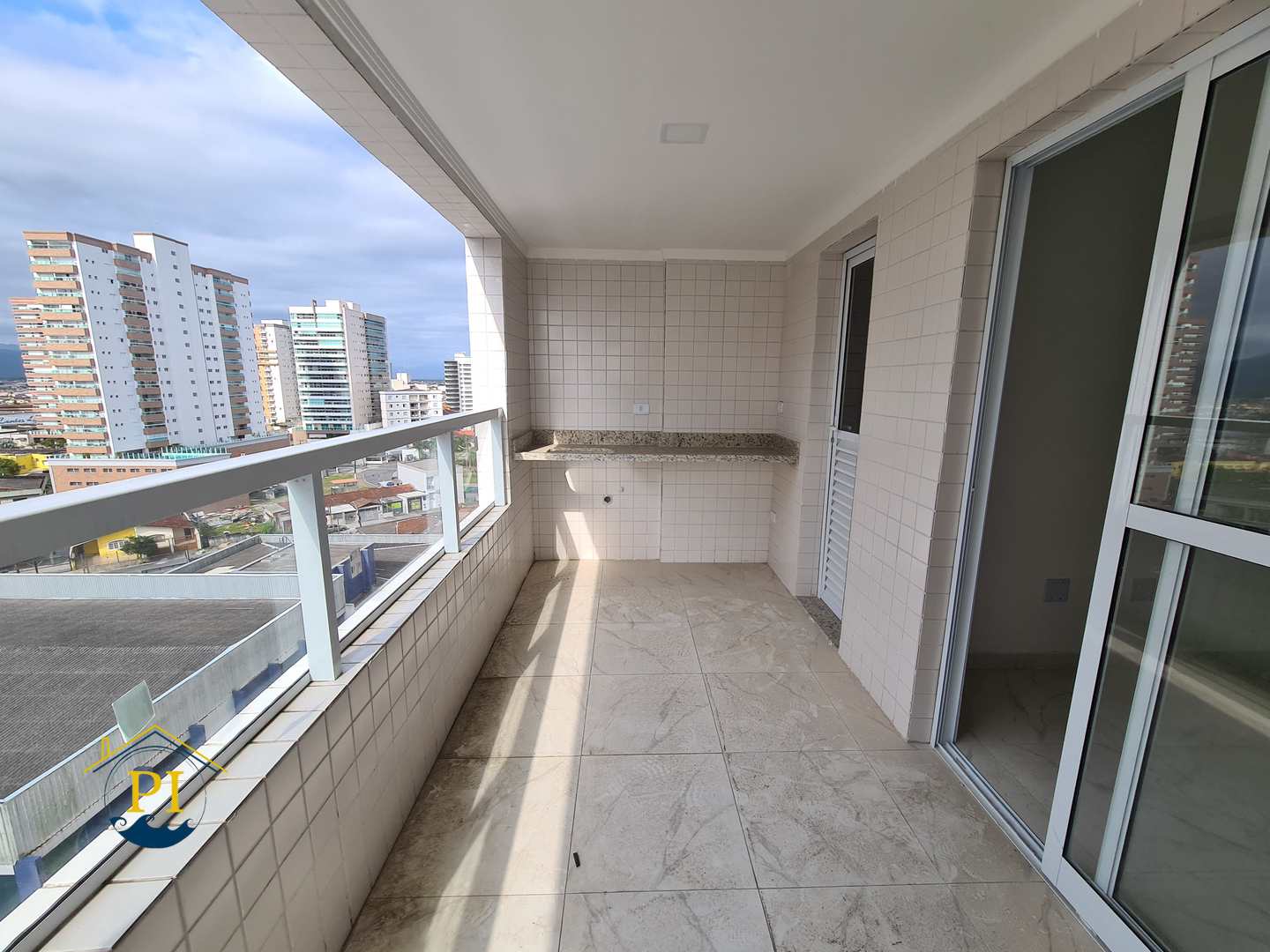 Apartamento à venda com 2 quartos, 67m² - Foto 4