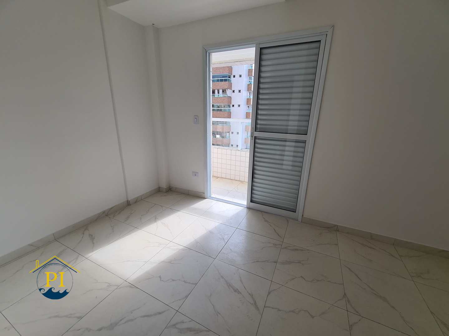 Apartamento à venda com 2 quartos, 67m² - Foto 14