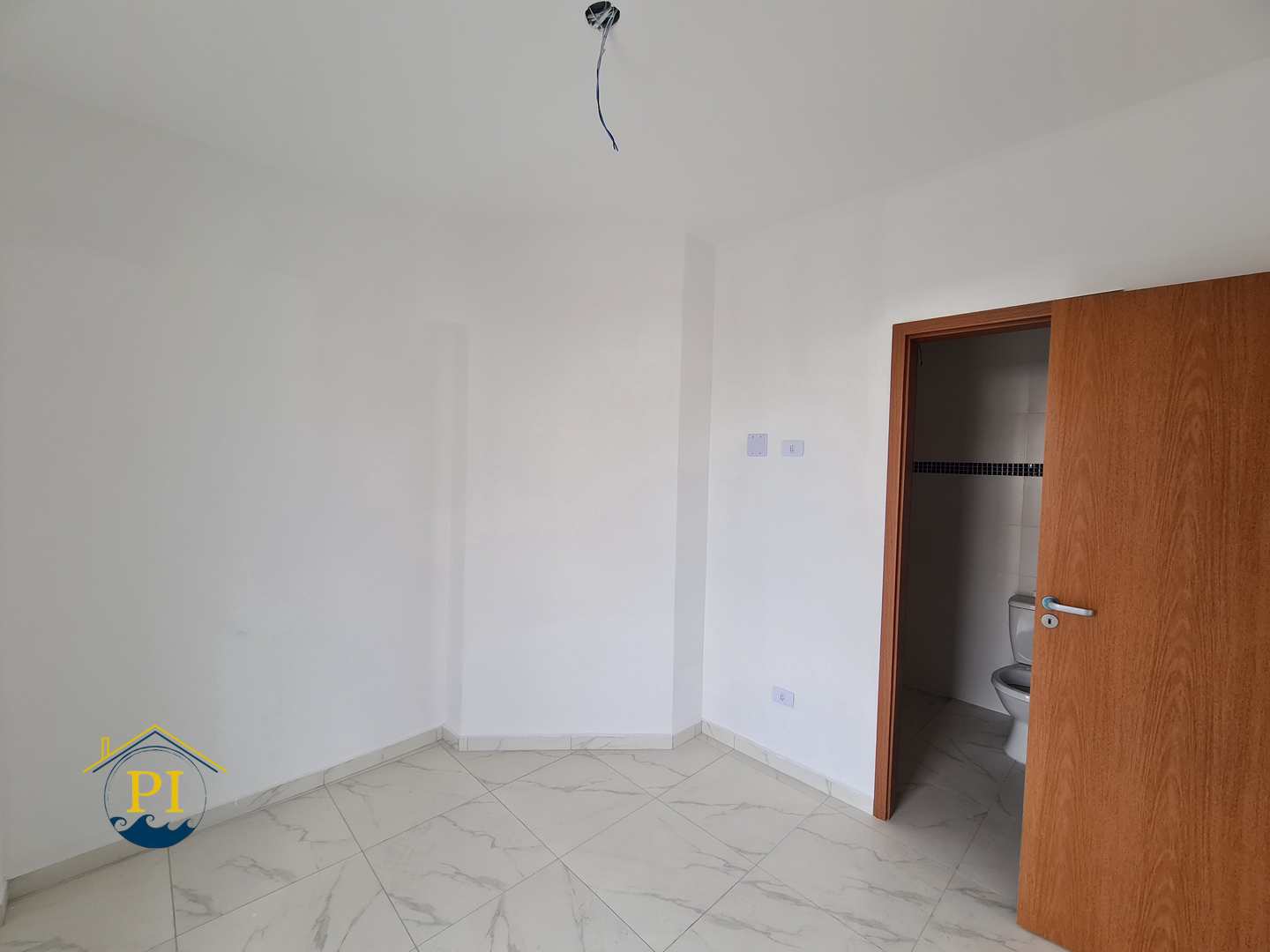 Apartamento à venda com 2 quartos, 63m² - Foto 9