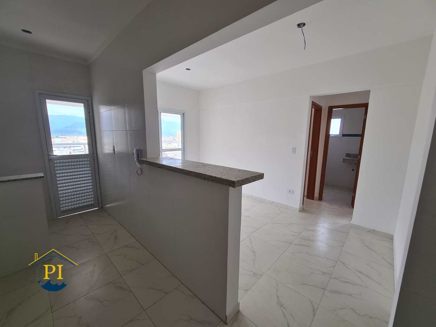 Apartamento à venda com 2 quartos, 63m² - Foto 3