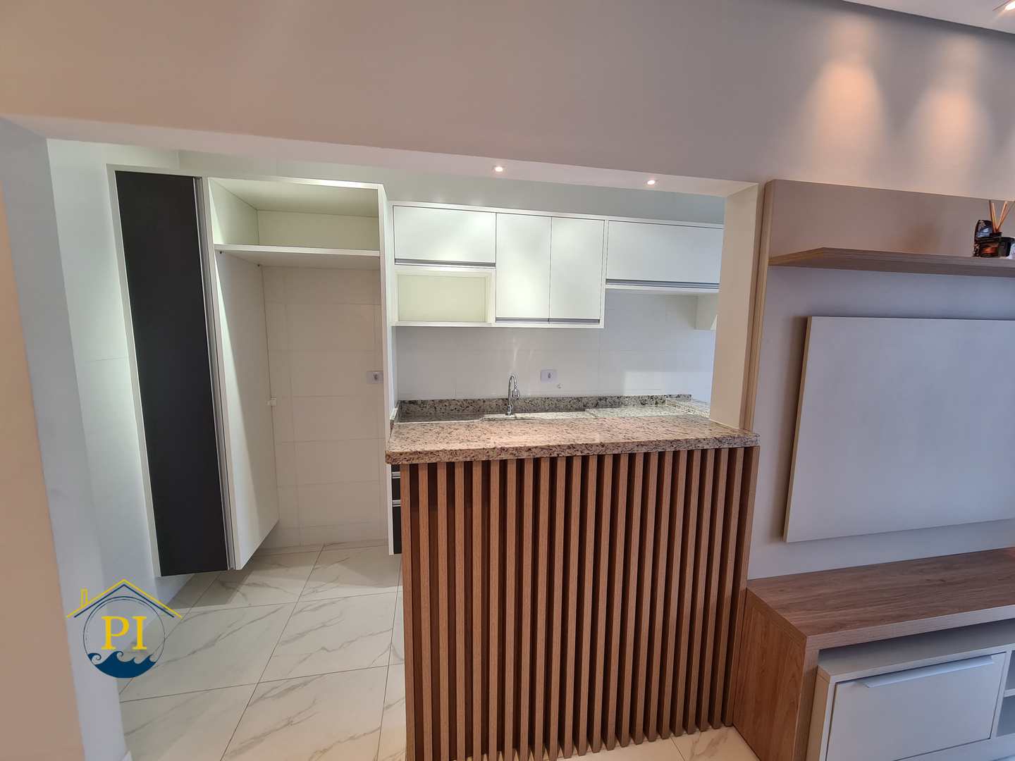 Apartamento à venda com 2 quartos, 61m² - Foto 6