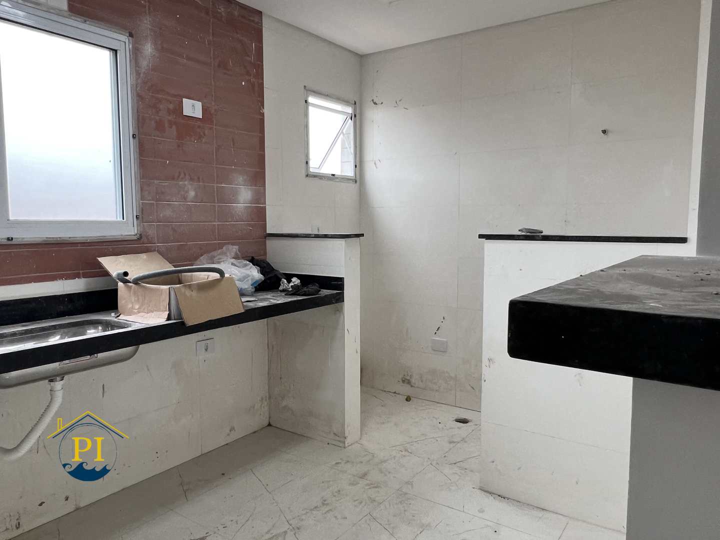 Casa de Condomínio à venda com 2 quartos, 89m² - Foto 1