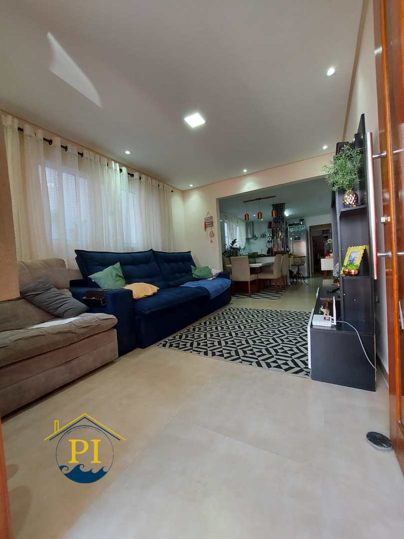 Sobrado com 5 dorms, Guilhermina, Praia Grande - R$ 899 mil, Cod: 2502