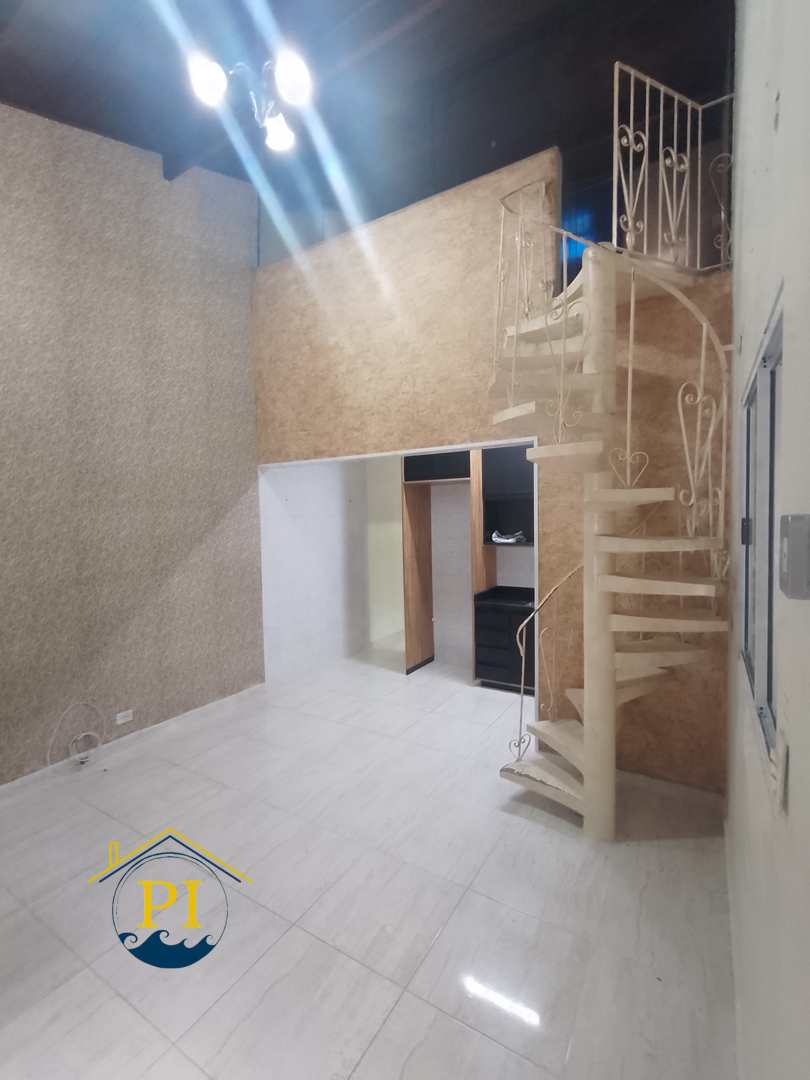 Casa à venda com 3 quartos, 90m² - Foto 12