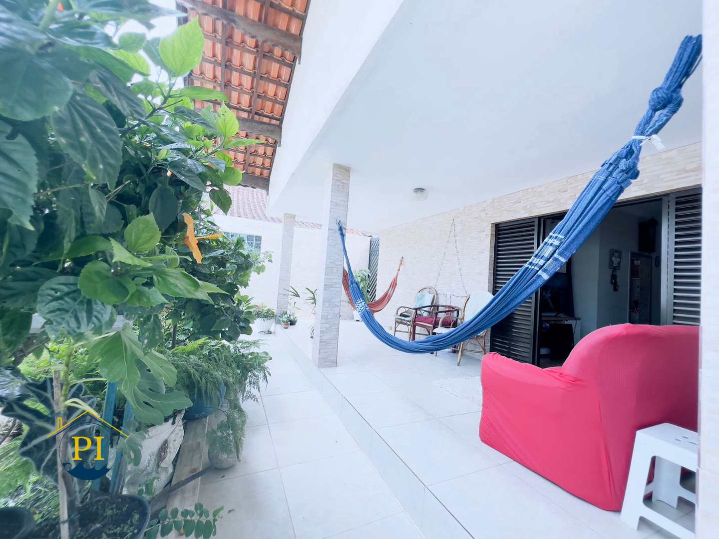 Casa à venda com 4 quartos, 118m² - Foto 4