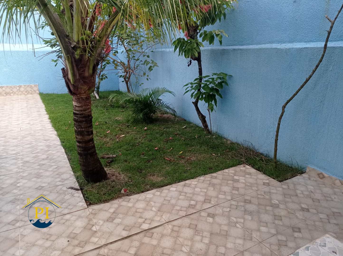 Casa à venda com 2 quartos, 250m² - Foto 4