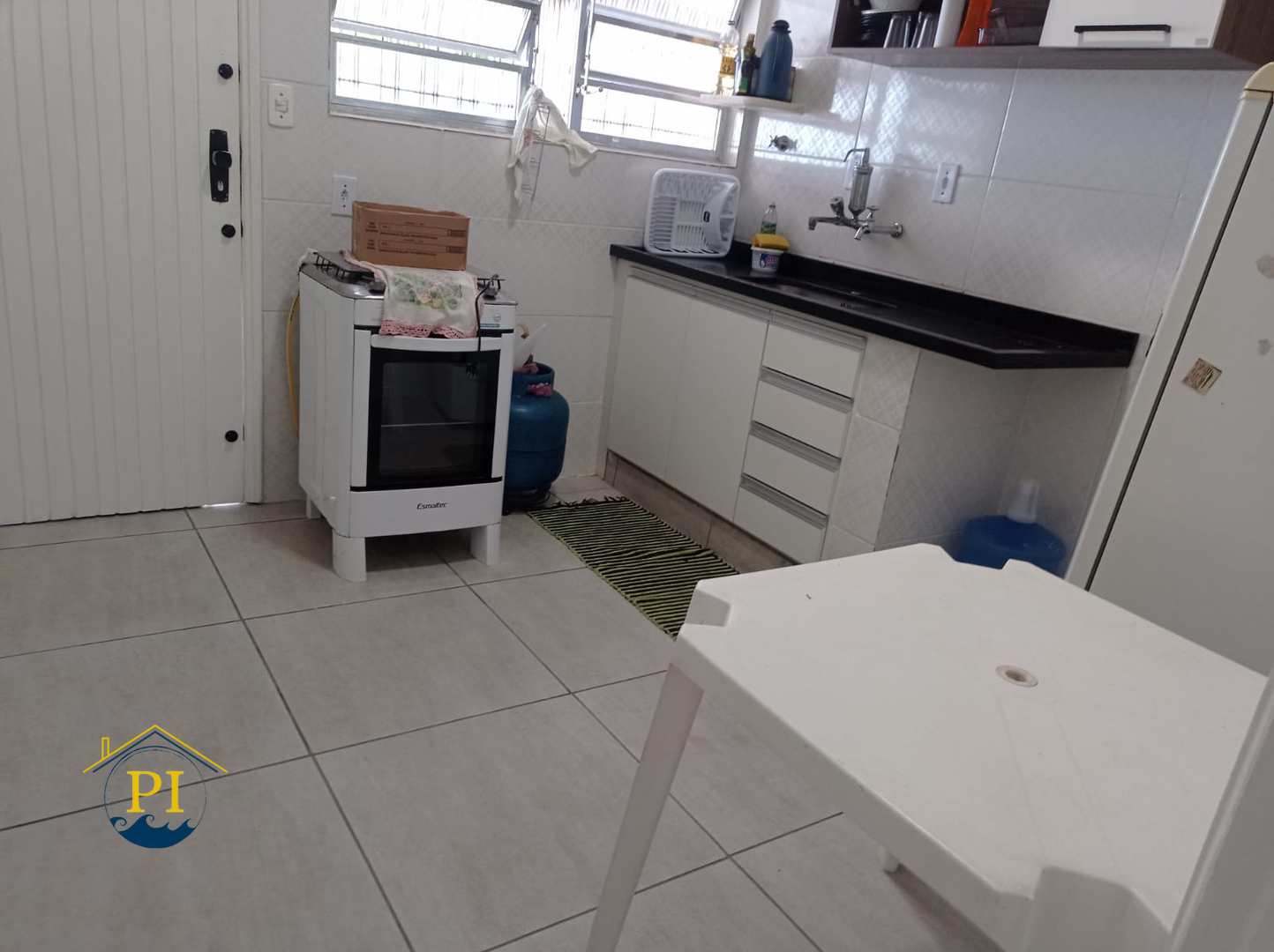 Casa à venda com 2 quartos, 250m² - Foto 11